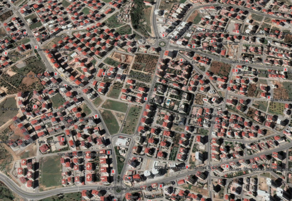 国外光学卫星拍摄的卡赫拉曼马拉什市震前卫星图